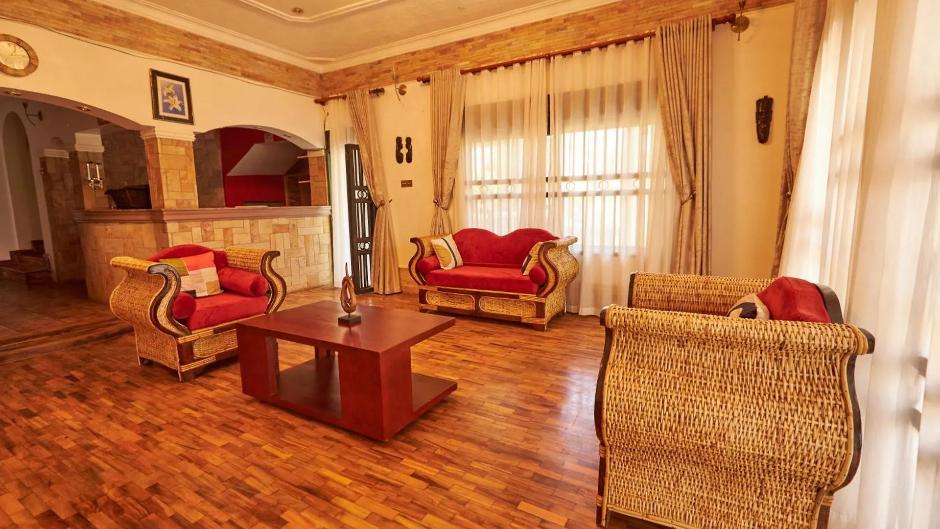Penzion The Forest House - Kawuku-Bunga Kampala