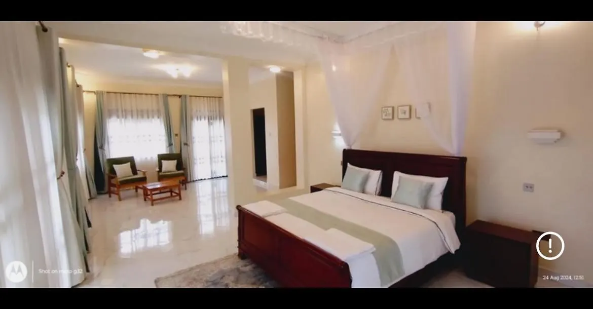 **** Penzion The Forest House - Kawuku-Bunga Kampala Uganda